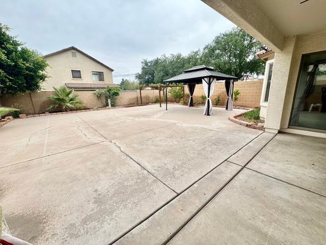 10502 W Edgemont Drive, Avondale, AZ 85392