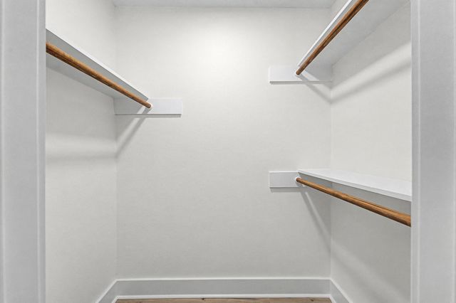 2114 Millhouse Rd, Houston, TX 77073