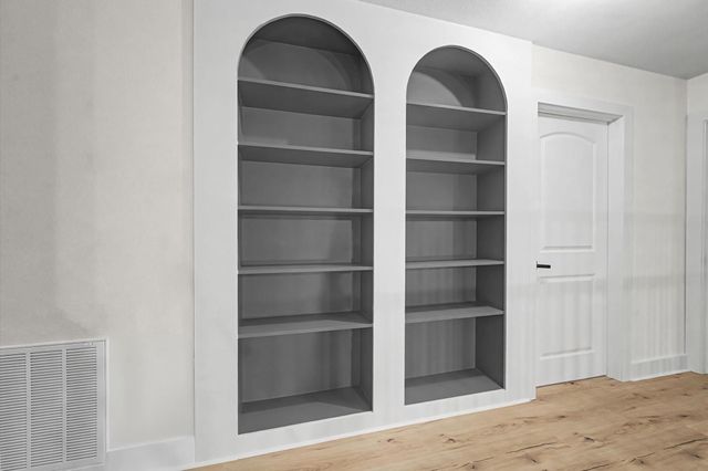 2114 Millhouse Rd, Houston, TX 77073