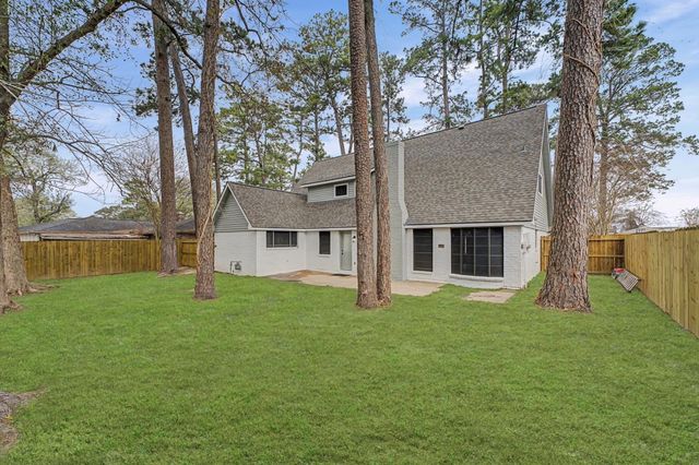 2114 Millhouse Rd, Houston, TX 77073