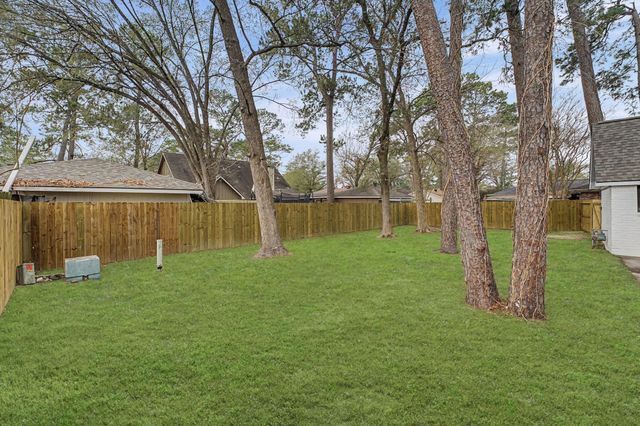 2114 Millhouse Rd, Houston, TX 77073