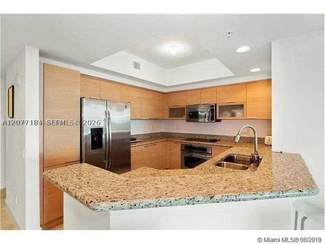 15051 Royal Oaks Ln 804, North Miami, FL 33181