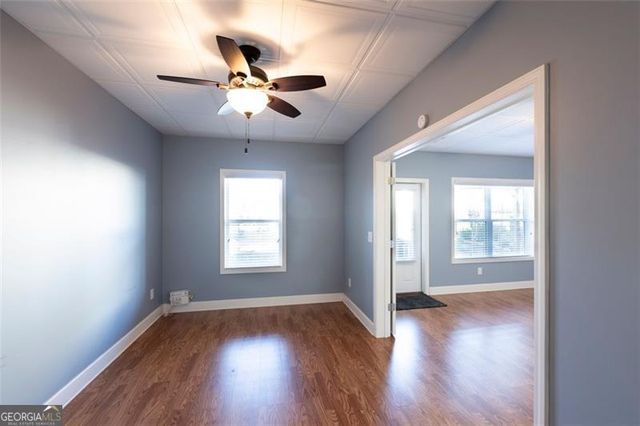 1206 Lake Point Way, Suwanee, GA 30024