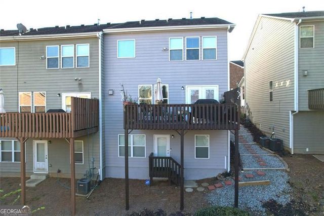 1206 Lake Point Way, Suwanee, GA 30024