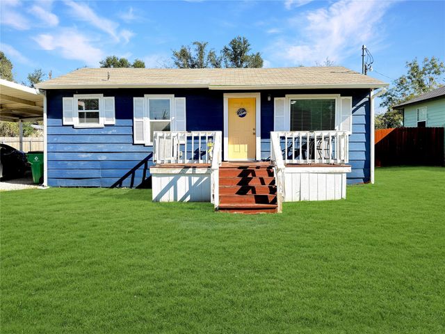 6601 Six J Court, Granbury, TX 76049