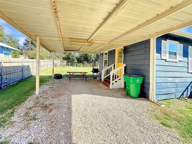 6601 Six J Court, Granbury, TX 76049