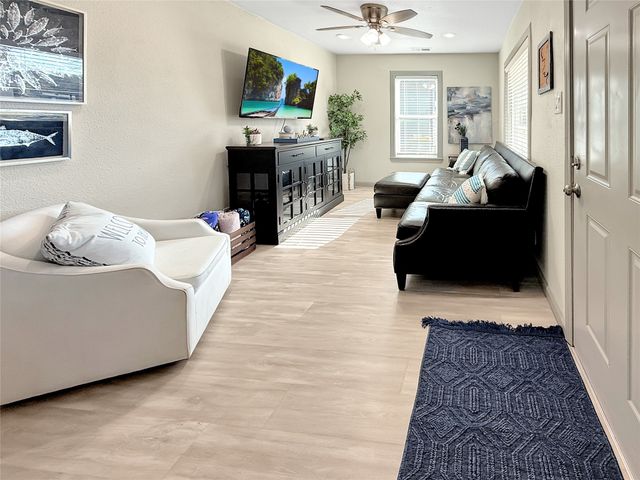 6601 Six J Court, Granbury, TX 76049