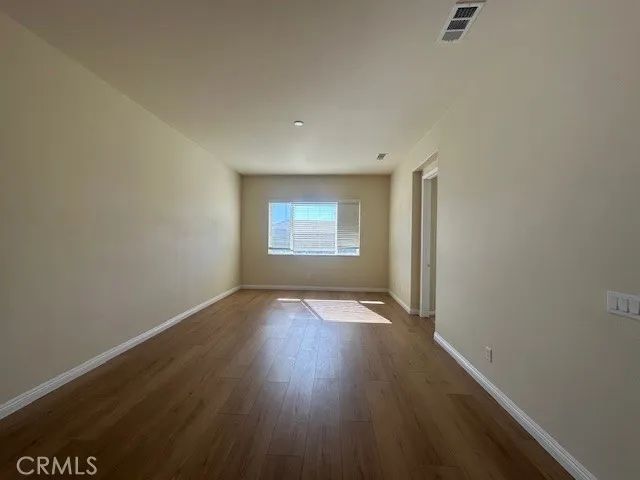 19721 Chicory Court, Apple Valley, CA 92308
