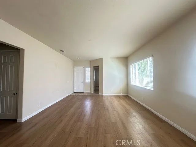 19721 Chicory Court, Apple Valley, CA 92308
