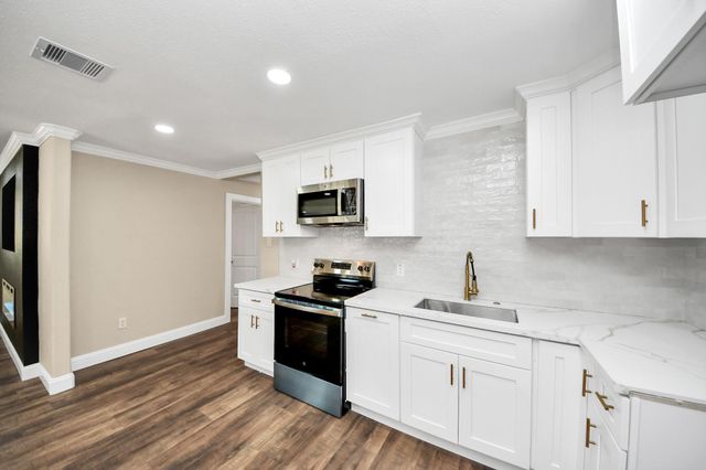 5622 Canterway Drive, Houston, TX 77048