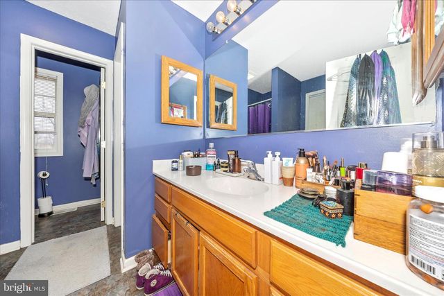 69 DINALI DR, Martinsburg, WV 25403