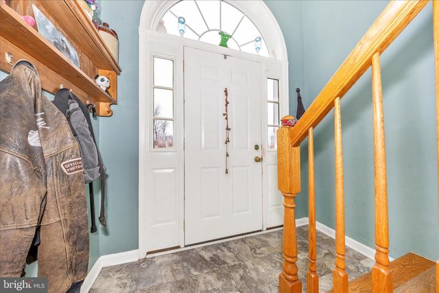 69 DINALI DR, Martinsburg, WV 25403