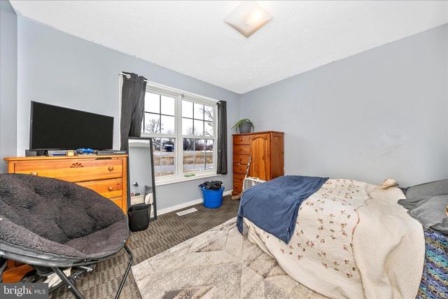 69 DINALI DR, Martinsburg, WV 25403