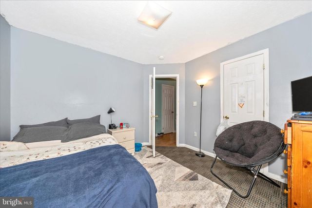 69 DINALI DR, Martinsburg, WV 25403