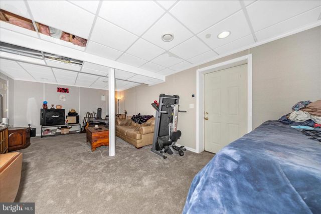 69 DINALI DR, Martinsburg, WV 25403