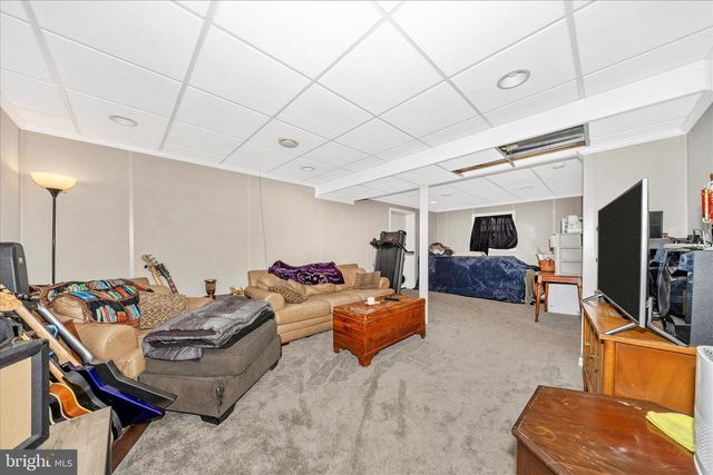 69 DINALI DR, Martinsburg, WV 25403