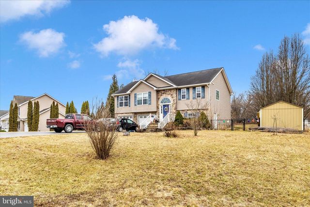 69 DINALI DR, Martinsburg, WV 25403