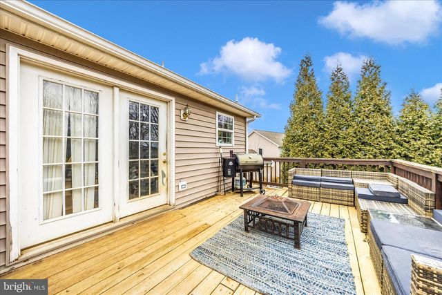 69 DINALI DR, Martinsburg, WV 25403