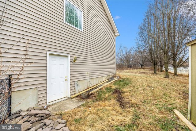 69 DINALI DR, Martinsburg, WV 25403