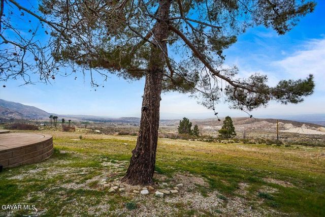 27811 Jubilee Run Road, Juniper Hills, CA 93553