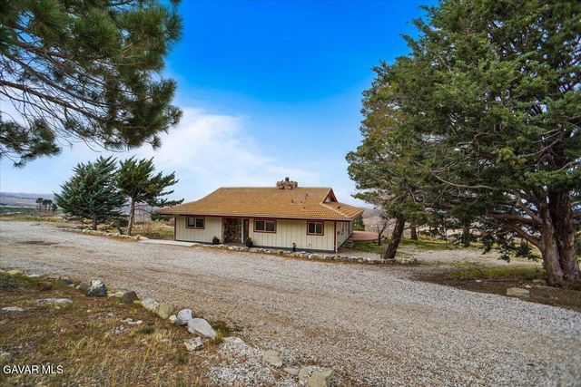 27811 Jubilee Run Road, Juniper Hills, CA 93553