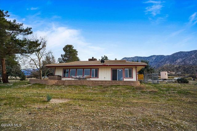 27811 Jubilee Run Road, Juniper Hills, CA 93553