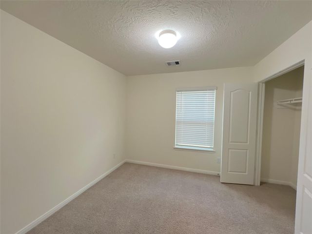 7111 Escondido Drive, Rosharon, TX 77583