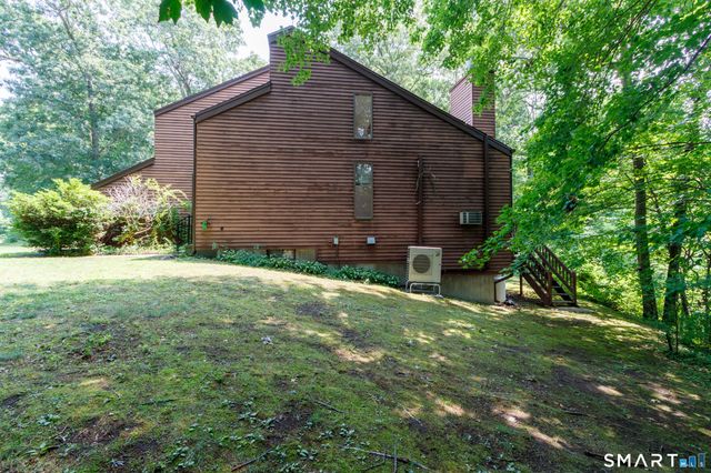 9 Sandy Brook Road 2, Clinton, CT 06413
