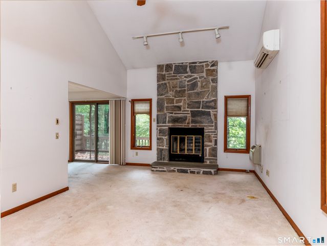 9 Sandy Brook Road 2, Clinton, CT 06413