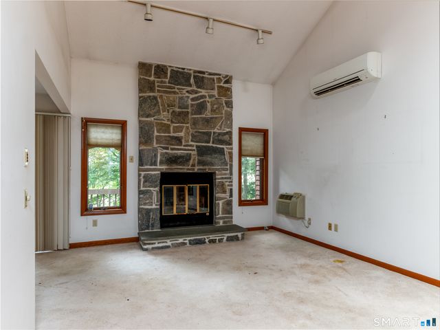 9 Sandy Brook Road 2, Clinton, CT 06413