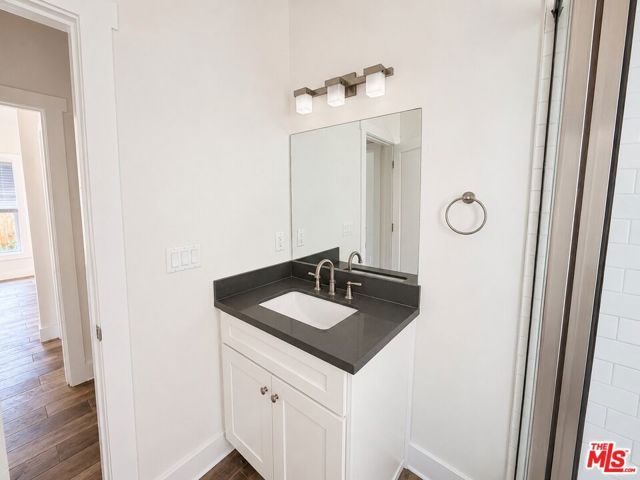 1449 W 28th Street 1447, Los Angeles, CA 90007