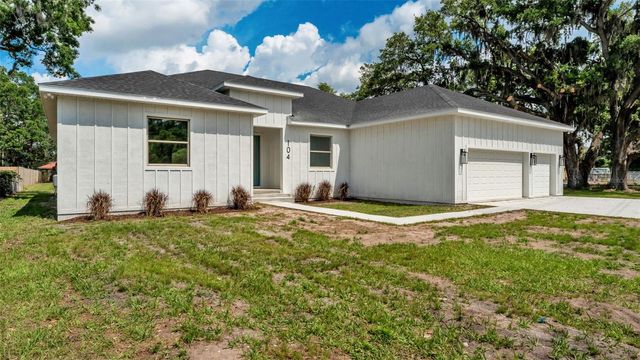 104 THRASHER ROAD, Plant City, FL 33566