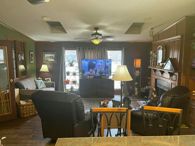 2637 Sidneys Road, Walterboro, SC 29488