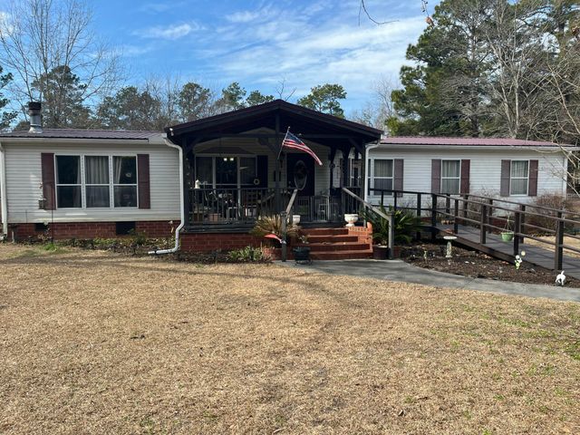 2637 Sidneys Road, Walterboro, SC 29488