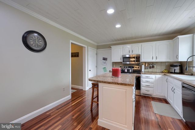 65 SUNRISE LN, Reinholds, PA 17569