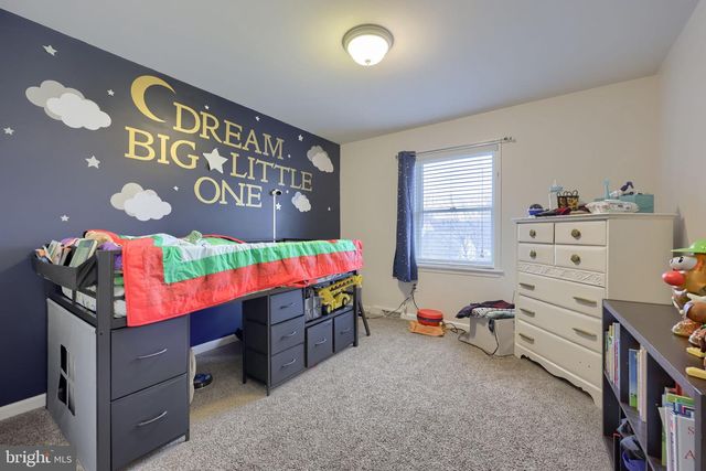 65 SUNRISE LN, Reinholds, PA 17569