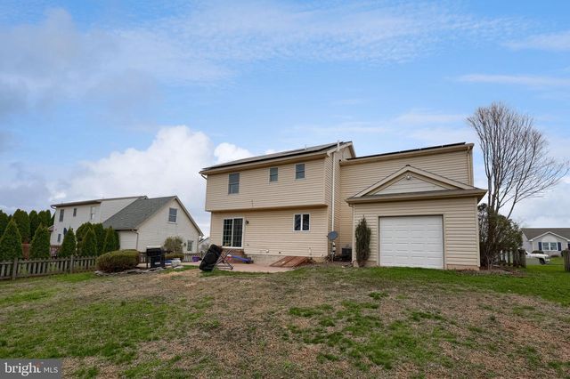 65 SUNRISE LN, Reinholds, PA 17569