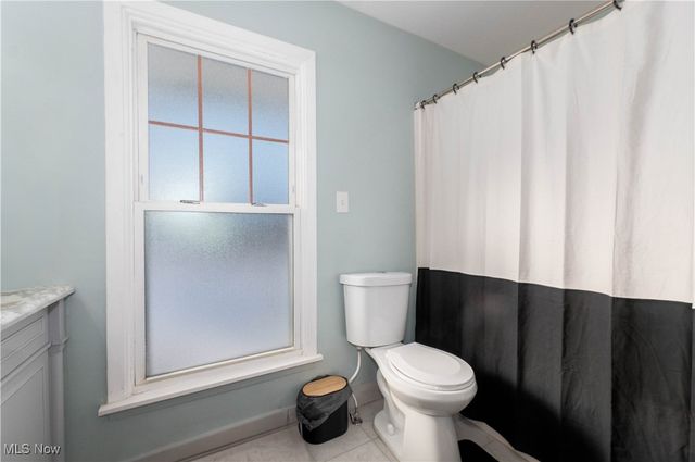 3077 Fair Oaks Drive, Norton, OH 44203