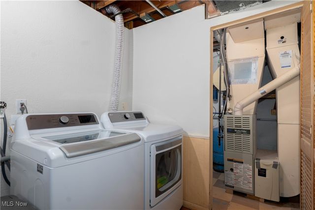 3077 Fair Oaks Drive, Norton, OH 44203