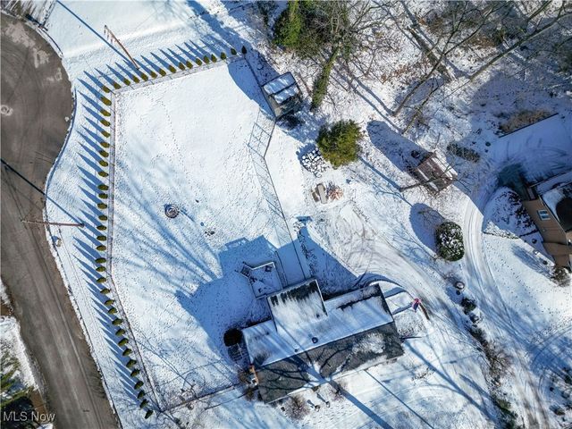 3077 Fair Oaks Drive, Norton, OH 44203