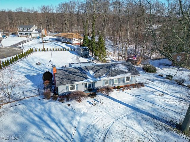 3077 Fair Oaks Drive, Norton, OH 44203