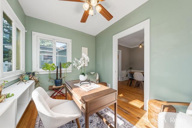 910 Benjamin Avenue Se, City Of Grand Rapids, MI 49506