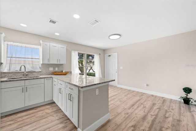 1345 SE 40TH TERRACE 2E, Cape Coral, FL 33904