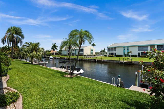 1345 SE 40TH TERRACE 2E, Cape Coral, FL 33904