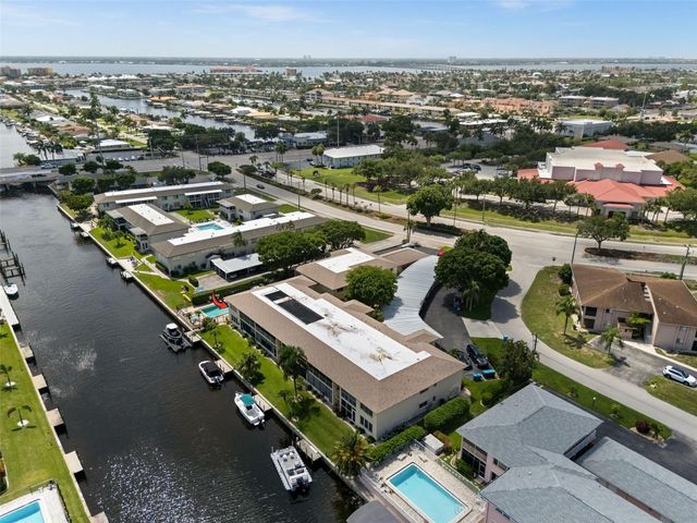 1345 SE 40TH TERRACE 2E, Cape Coral, FL 33904