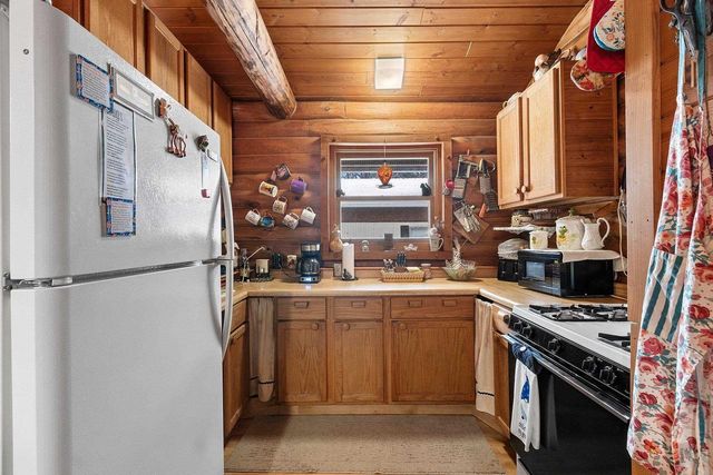 W2757 COUNTY ROAD B, Marinette, WI 54143