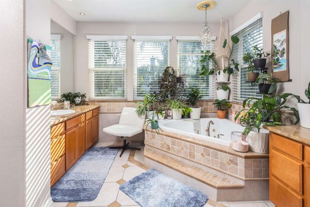 1382 Clay Ct, Brentwood, CA 94513