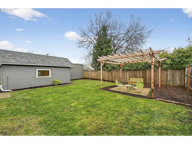 6612 Se TAGGART St, Portland, OR 97206