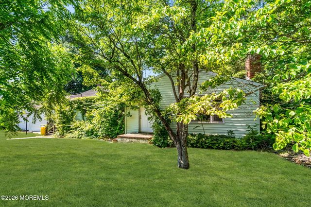 300 Whitesville Road, Jackson, NJ 08527