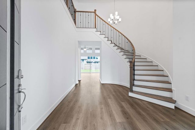 5306 Royal Gem Drive, Richmond, TX 77469